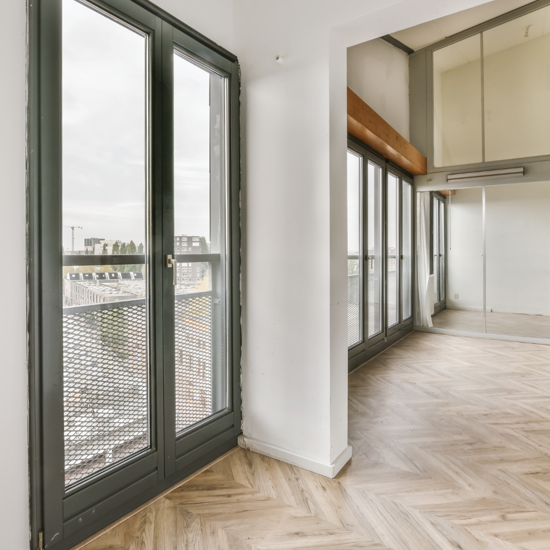 window glass accessible for cleaning